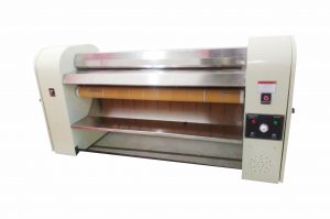 Roll Ironer (Iron Machine)