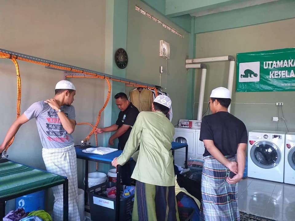 mesin laundry pondok